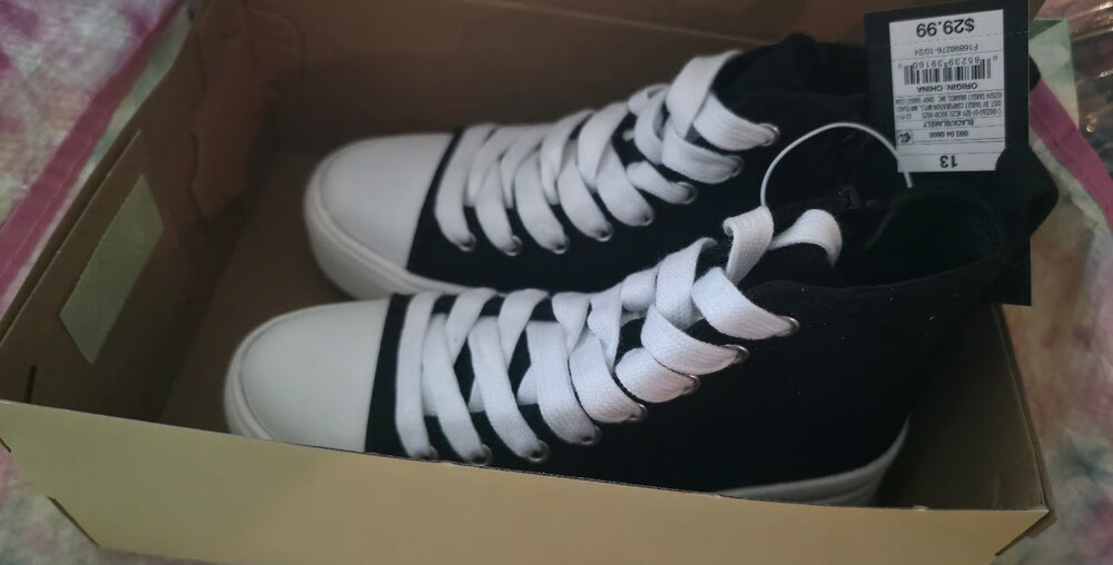 Kids Sneakers Size 13